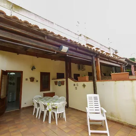 Apartment L'angolo Di Sara
