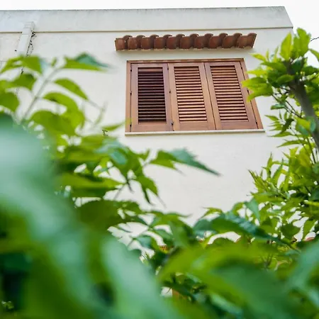 L'angolo Di Sara Apartment